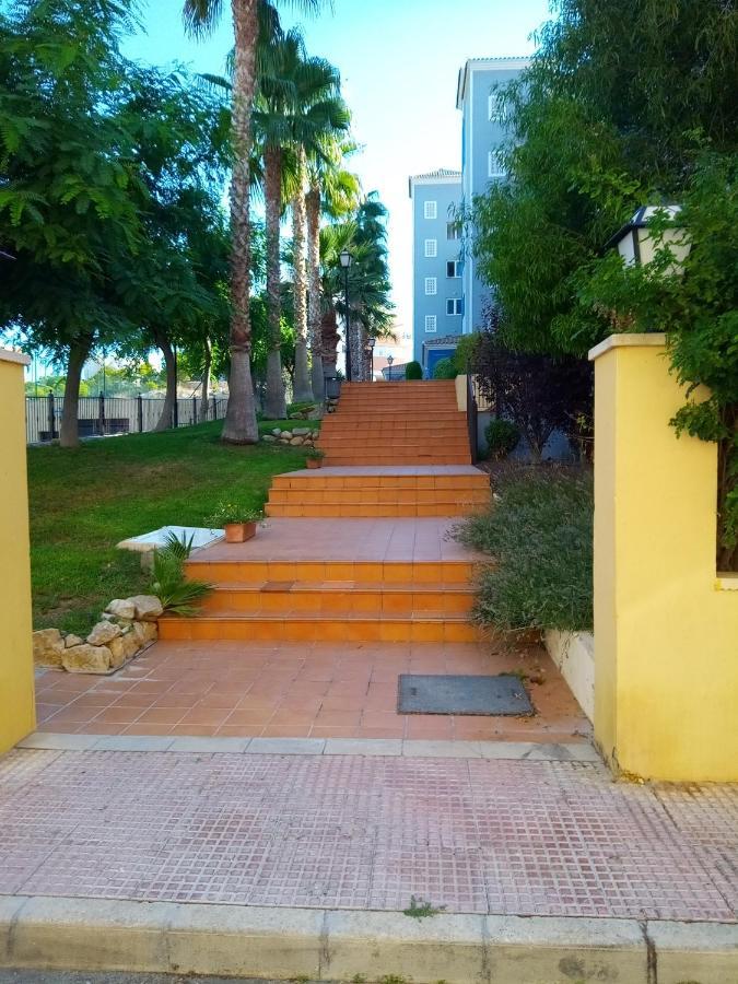 Appartement Alicante Golf Bonalba Avec Piscine มุทชาเมล ภายนอก รูปภาพ